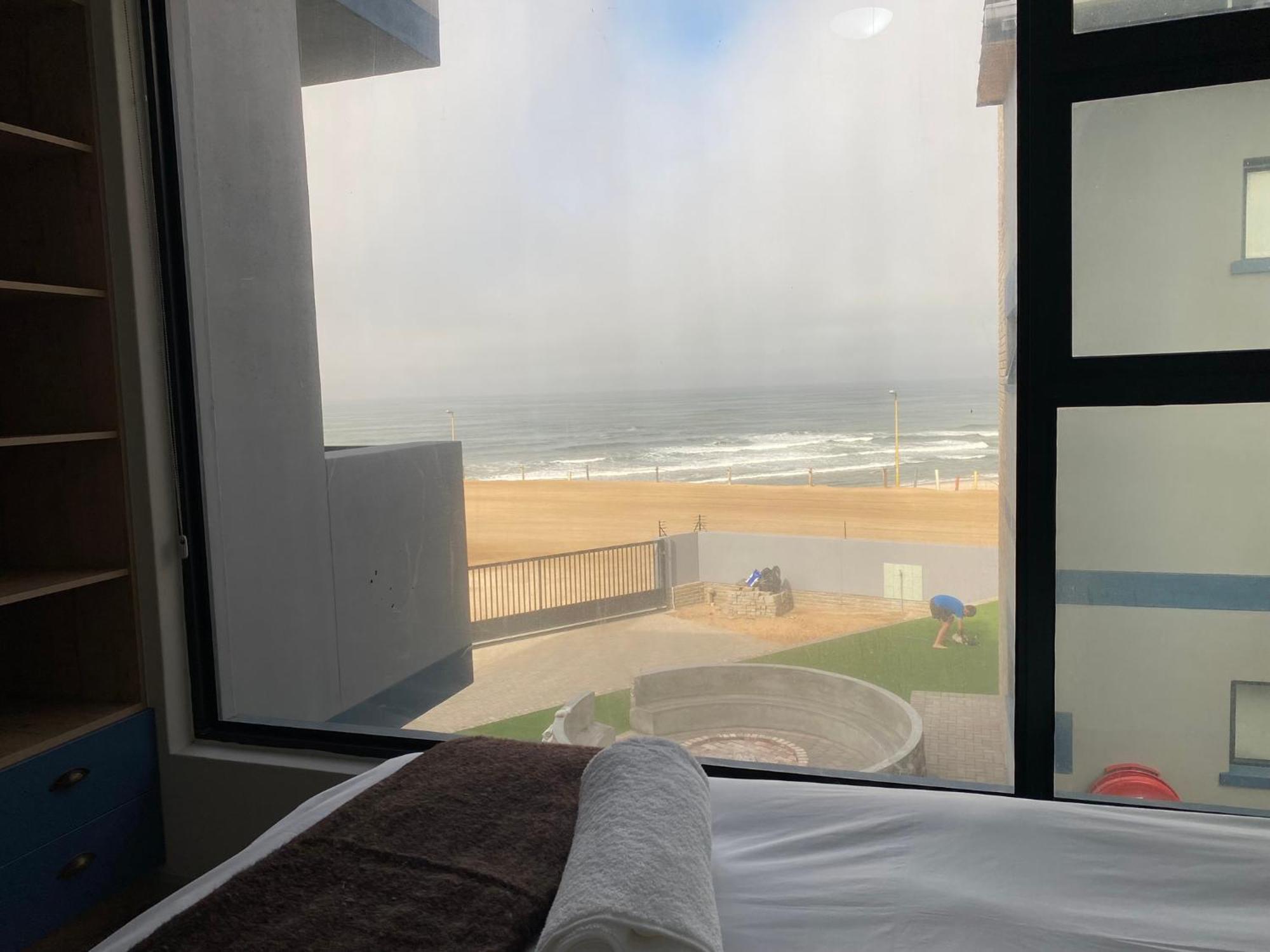 Diestrandwolf Sea View Self Catering Henties Bay Bagian luar foto
