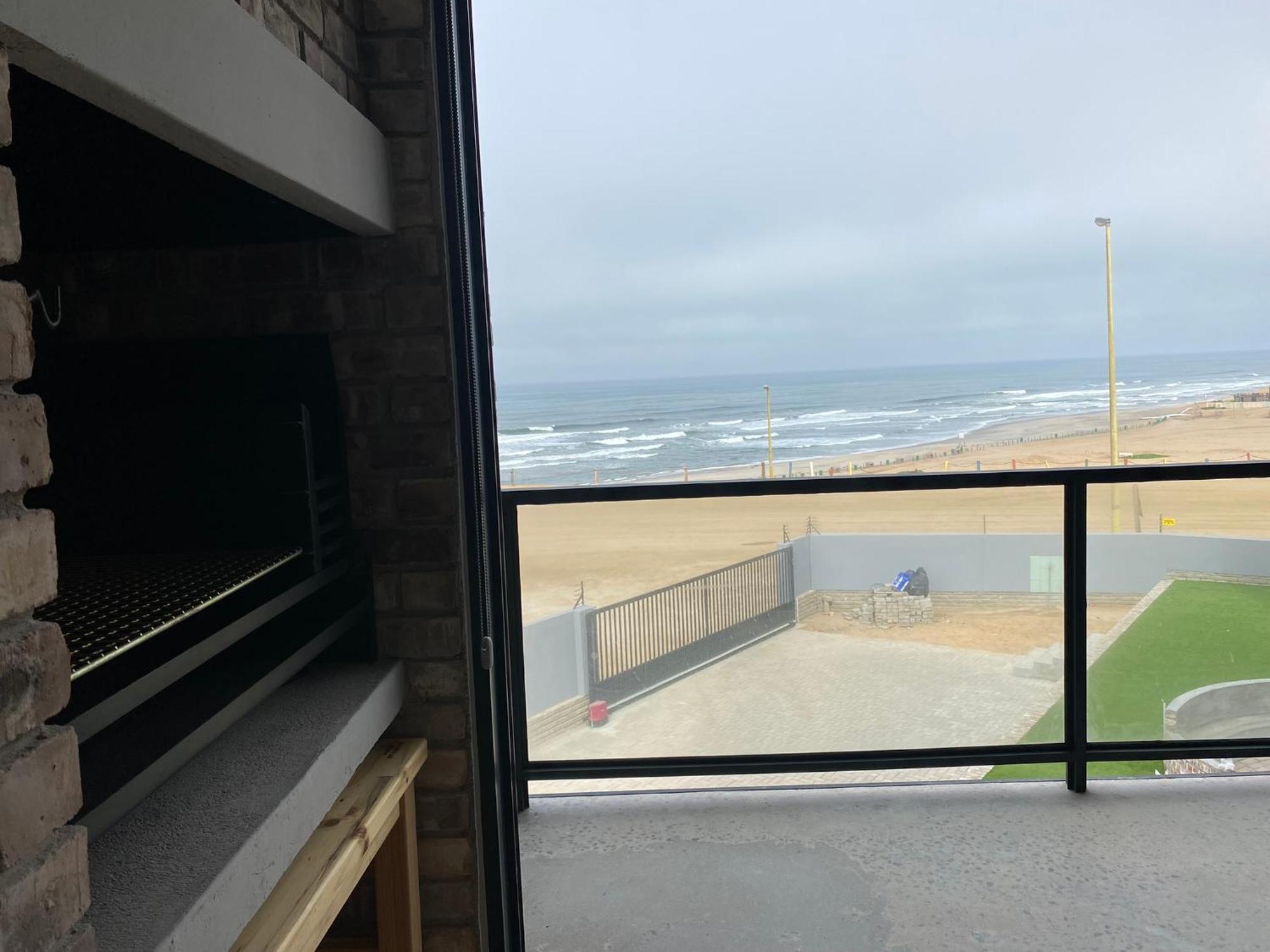 Diestrandwolf Sea View Self Catering Henties Bay Bagian luar foto
