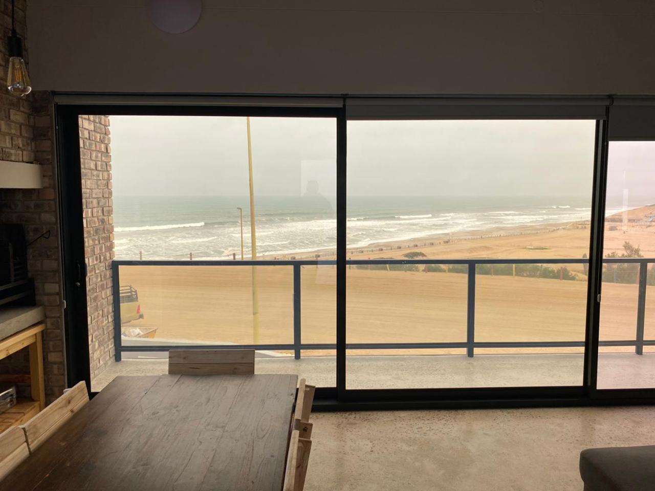 Diestrandwolf Sea View Self Catering Henties Bay Bagian luar foto